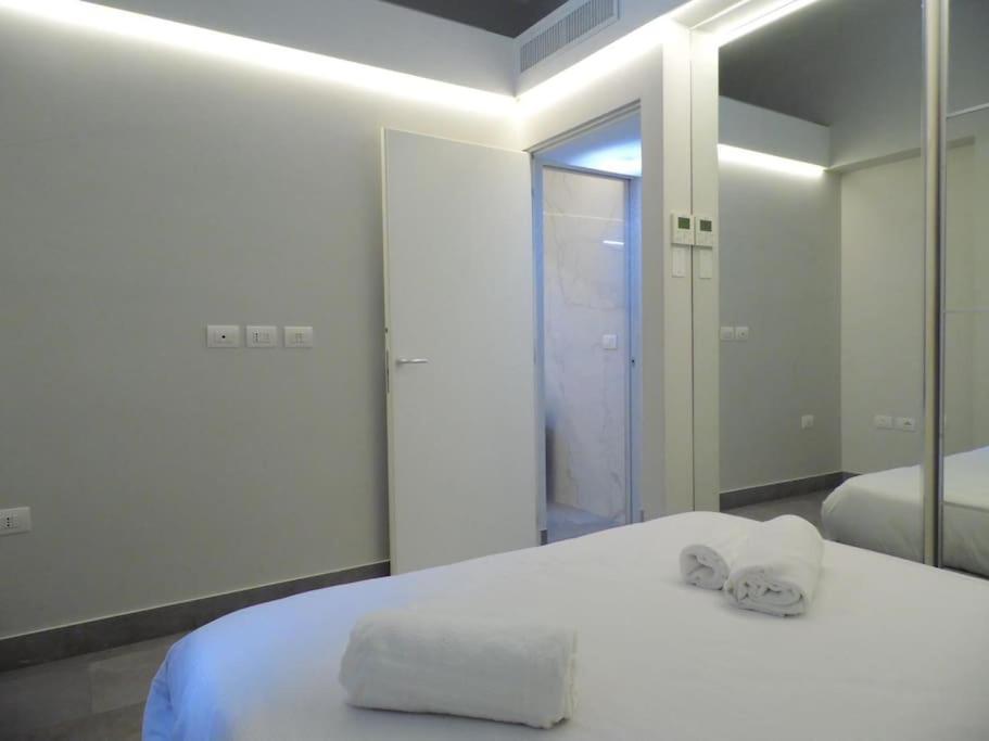 Isola Apartment Pastrengo Милано Екстериор снимка